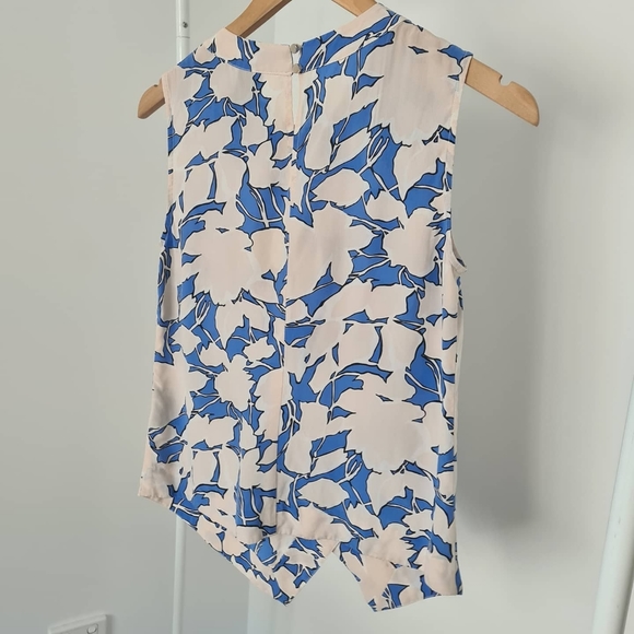 David Lawrence pure silk tank in size 6 - Picture 3 of 6